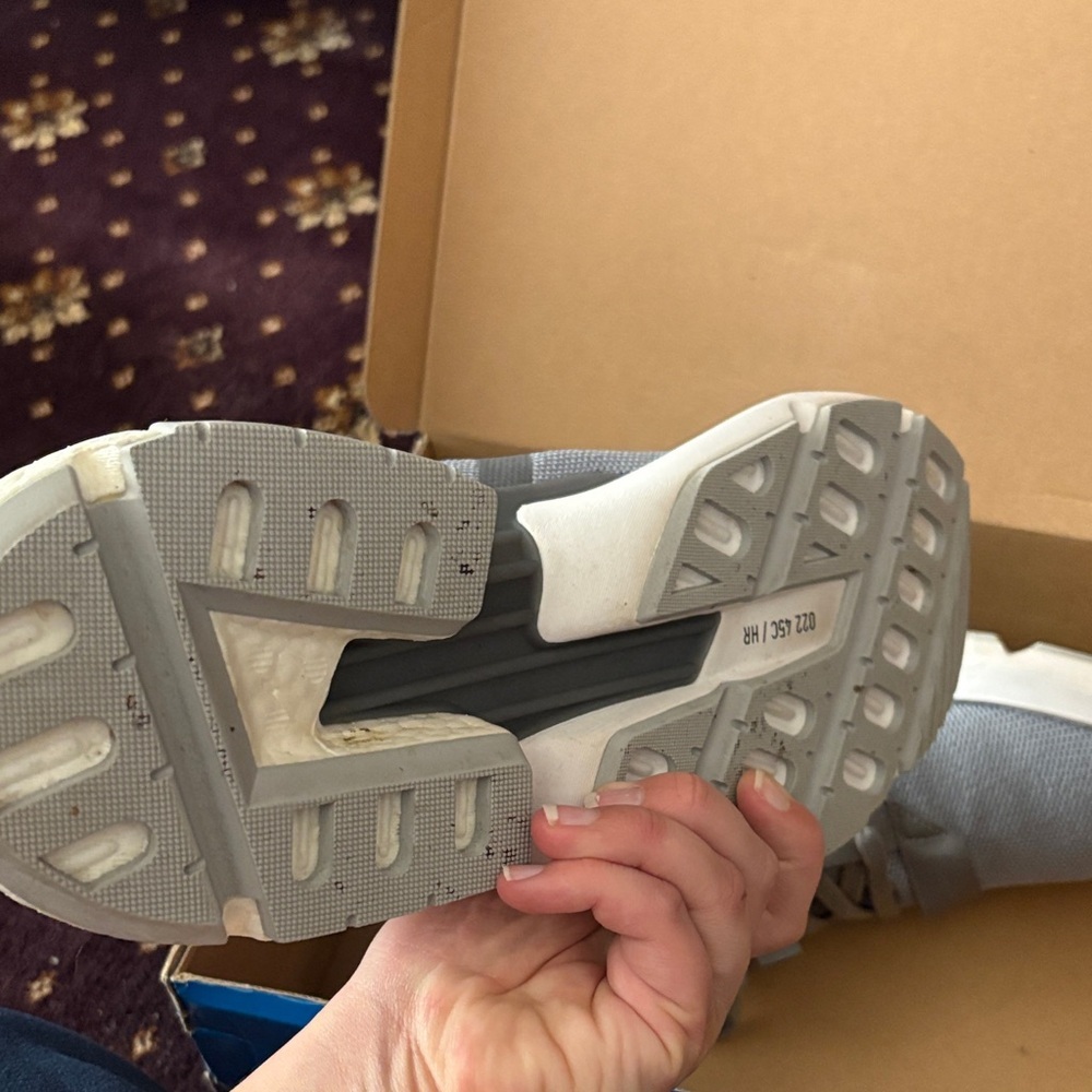 Adidas pod Gray and White Sneakers - Picture 6 of 7